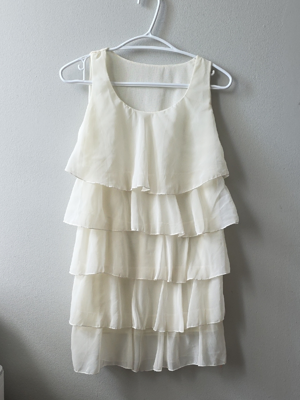 Tiered Sleeveless Cream Chiffon Dress - Elegant Layered Style